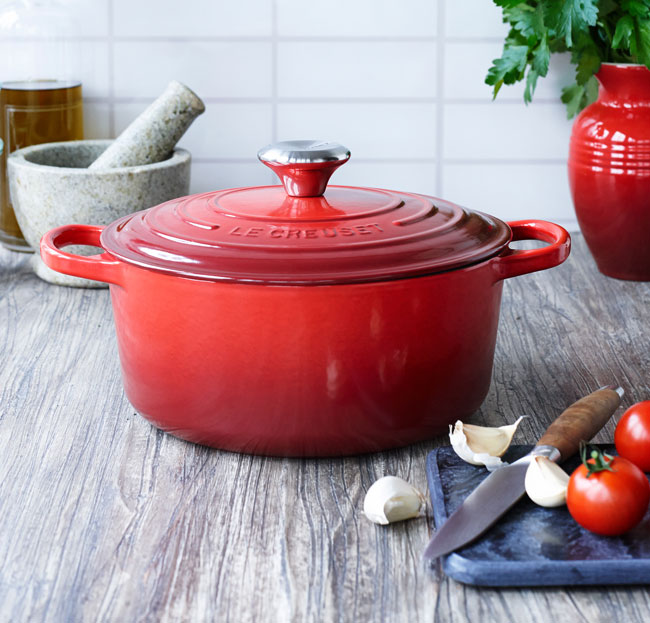 Le-Creuset-subs-and-win
