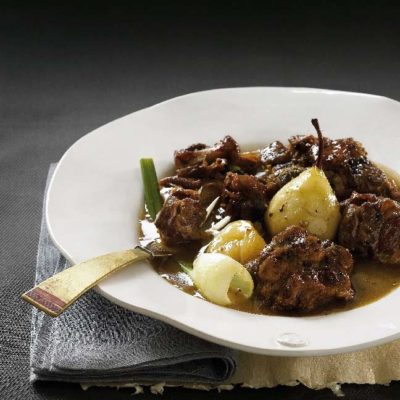 Oxtail with pears and fennel