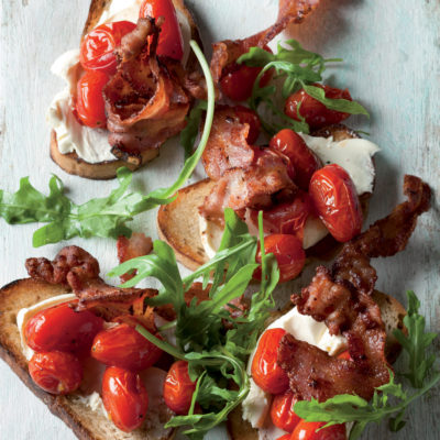 Roast tomato and bacon toasts