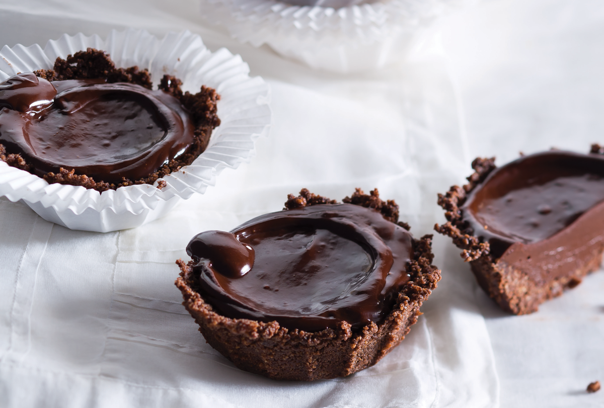 No-bake chocolate tart