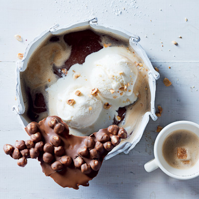 Affogato with hazelnuts set in chocolate