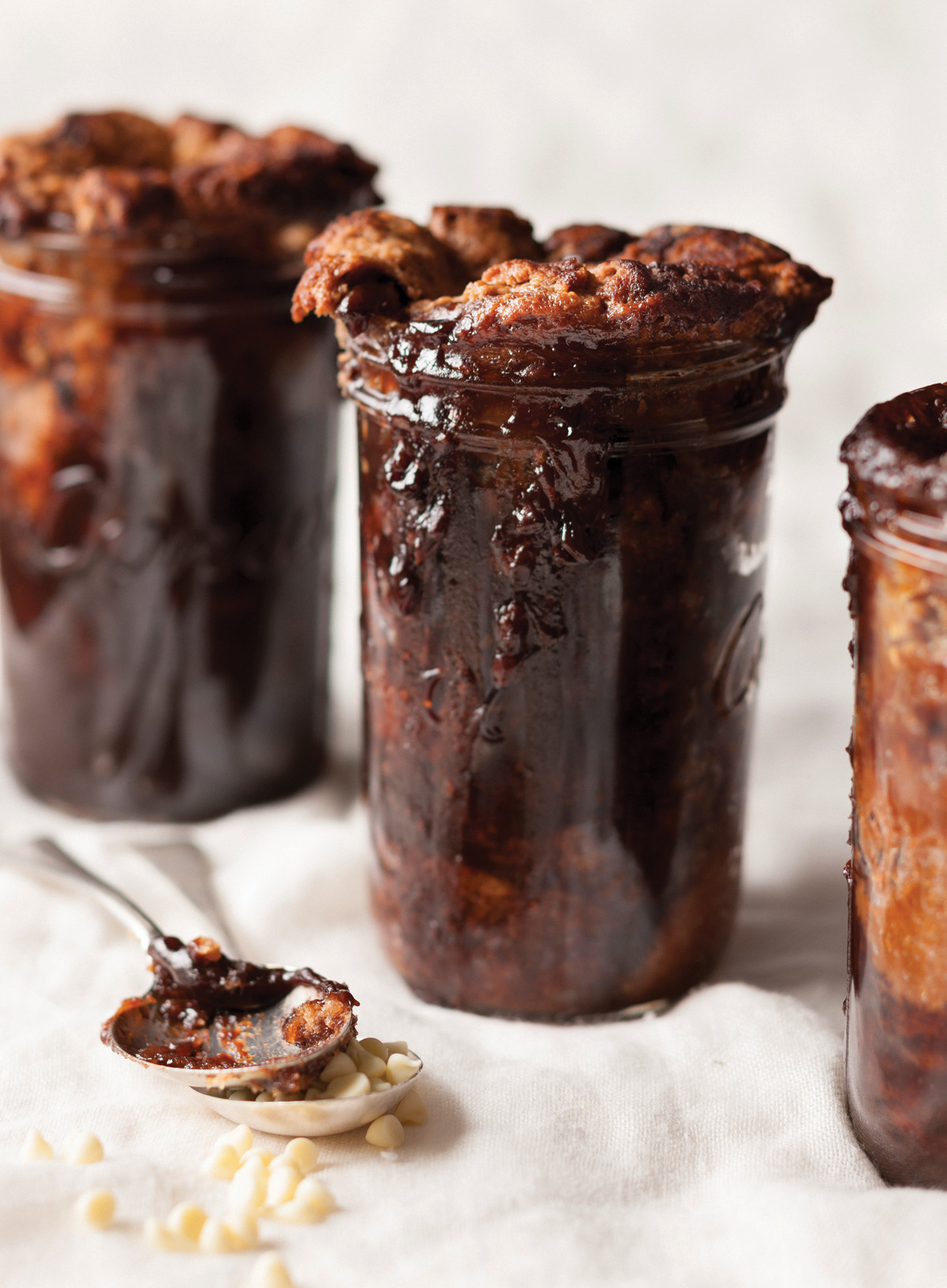 Milk chocolate self-saucing pudding recipe | WW TASTE