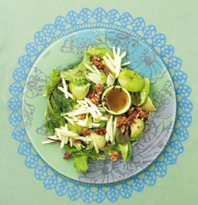 Apple, walnut and baby-leaf salad | Woolworths TASTE
