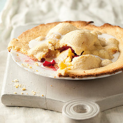 Apple and cranberry pie