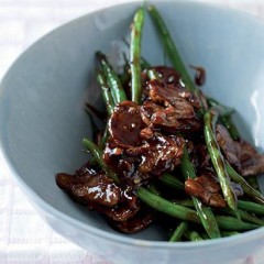 Asian-style Stir-fried pork with green beans