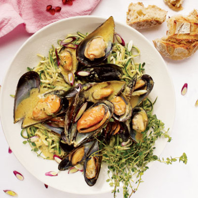 Baby marrow linguine with creamy mussels | Woolworths TASTE