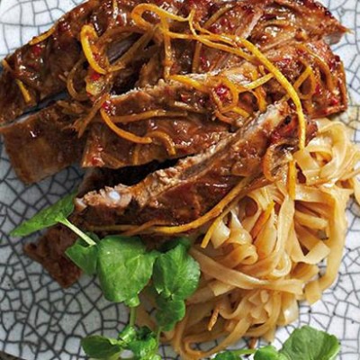 Baked marinated spareribs with noodles