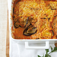 Baked organic brinjal with tomato and cream