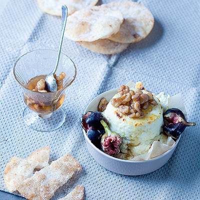 Baked ricotta with nutmeg sugar-dusted breads