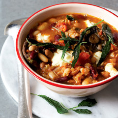 Bean hot pot with gorgonzola and fresh sage