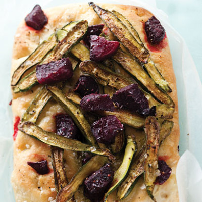 Beetroot, baby marrow and goat's cheese flat bread