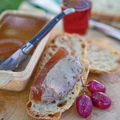 Chicken liver mousse with muscadel wine jelly