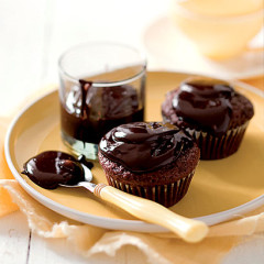 Chilli-spiced dark chocolate and beetroot cupcakes