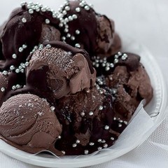 Chocolate-capped ice cream platter