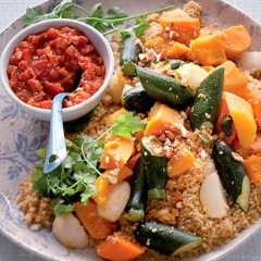 Chunky vegetables with toasted couscous and spicy tomato sauce