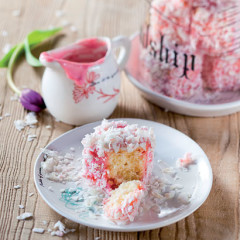 Coconut and white chocolate lamingtons