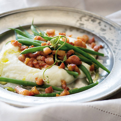 Crispy pancetta and beans on a bed of cauliflower puree