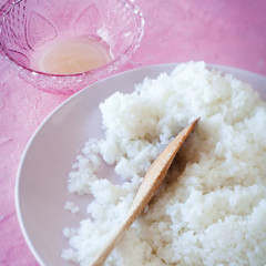 Fluffy white sushi rice