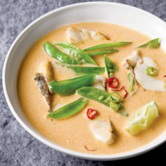 Fragrant thai fish curry