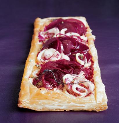 Gorgonzola, beetroot & fennel tart recipe | Woolworths TASTE