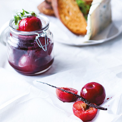 Gorgonzola toasts with sticky vanilla-scented plums