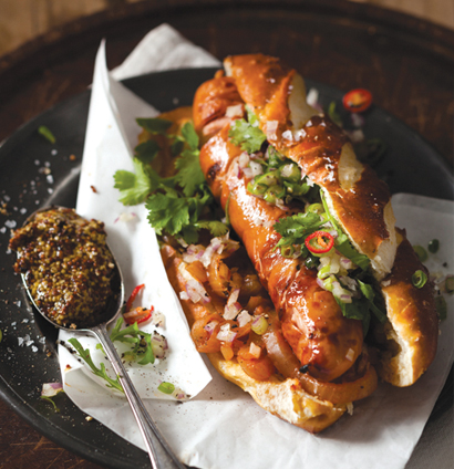 Hot dog with chilli and coriander salsa, Recipe