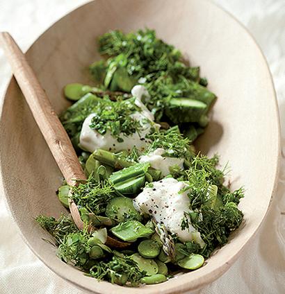 Green salad, yoghurt & gorgonzola dressing recipe | TASTE