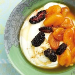 Honey and cumin apricots with honey-drizzled greek yoghurt