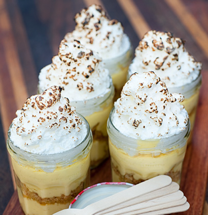 Lemon meringue in a jar recipe | Delicious | WW TASTE