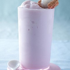 Litchi and rose-syrup ice smoothies