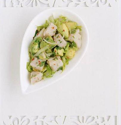 Organic Avocado and Marinated Dorado Recipe | WW TASTE