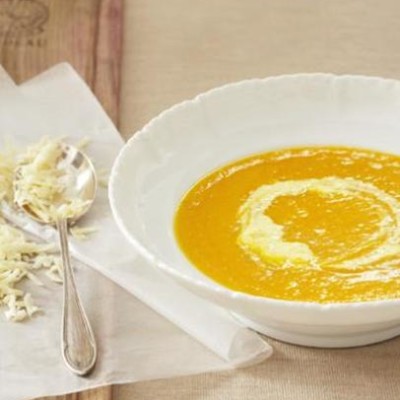 Organic pumpkin-and-corn soup