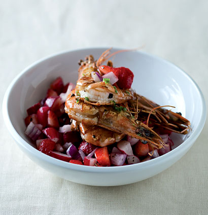 Pan-fried prawns with a sweet summer slaw | Woolworths TASTE