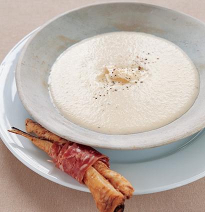 Parsnip and gorgonzola soup | Woolworths TASTE