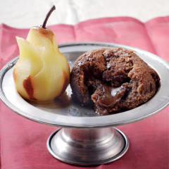 Pocket-friendly pear and double chocolate molten puddings