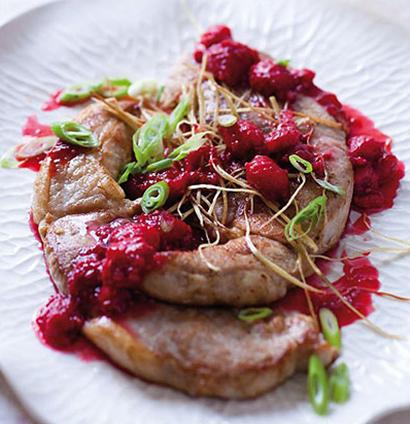 Pork steaks andcassis raspberry sauce recipe | WW TASTE
