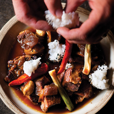 Quick-braised Chinese beef short ribs