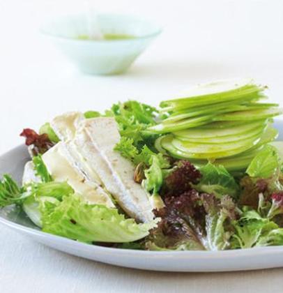 Salad of organic green leaves, apple, pistachios and organic Brie with apple vinaigrette | Woolworths TASTE