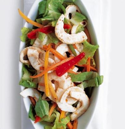 Seared Calamari and Vegetables on Cos recipe | WW TASTE