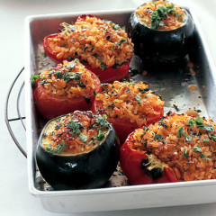 Stuffed vegetables with lentil rice, pine nuts and parsley
