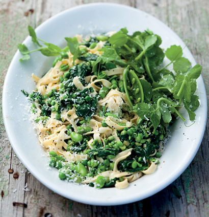 Summer Bean and Pea Pasta Recipe | Woolworths TASTE