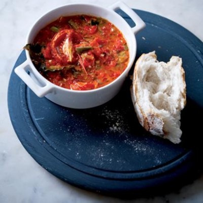 Sweet roast pepper, chilli and tomato soup