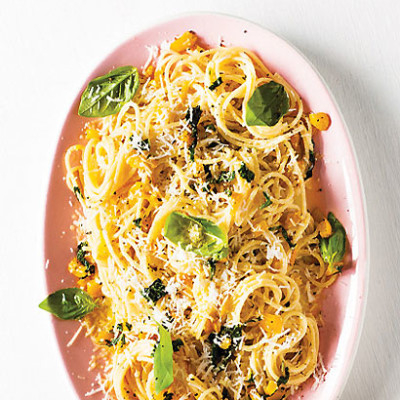 Sweet yellow pepper and goats cheese pasta
