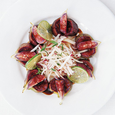 Thai fig-and-nectarine salad with fig-and-balsamic syrup
