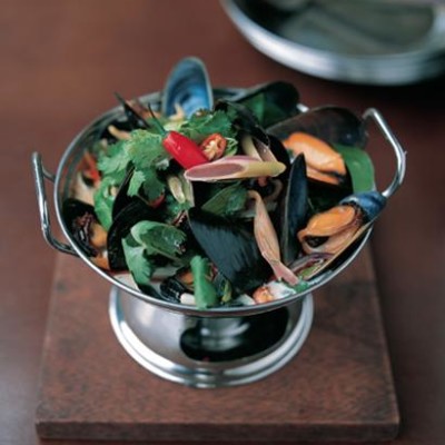 Thai mussels with bok choy