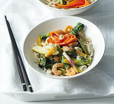 Thai seafood and vegetable green curry