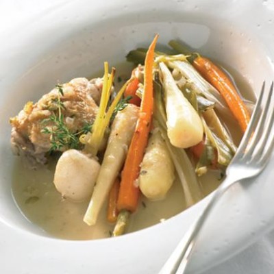 Thyme, chicken and baby vegetable casserole