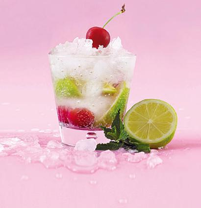 Tom collins recipe | Classic Cocktail | Woolworths TASTE