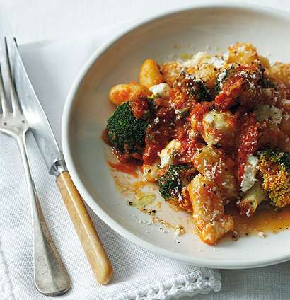 Tomato, broccoli and gorgonzola gnocchi recipe | WW TASTE