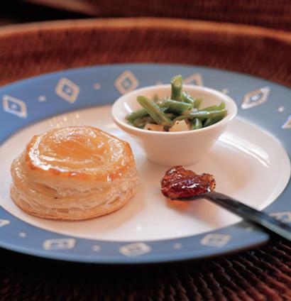 Venison pie and green bean stew | Woolworths TASTE